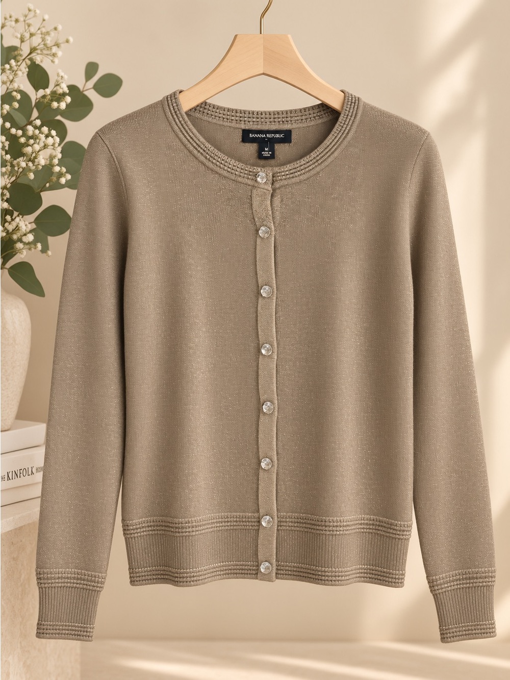Banana Republic Women's shimmery threadTaupe Crewneck Cardigan ✨